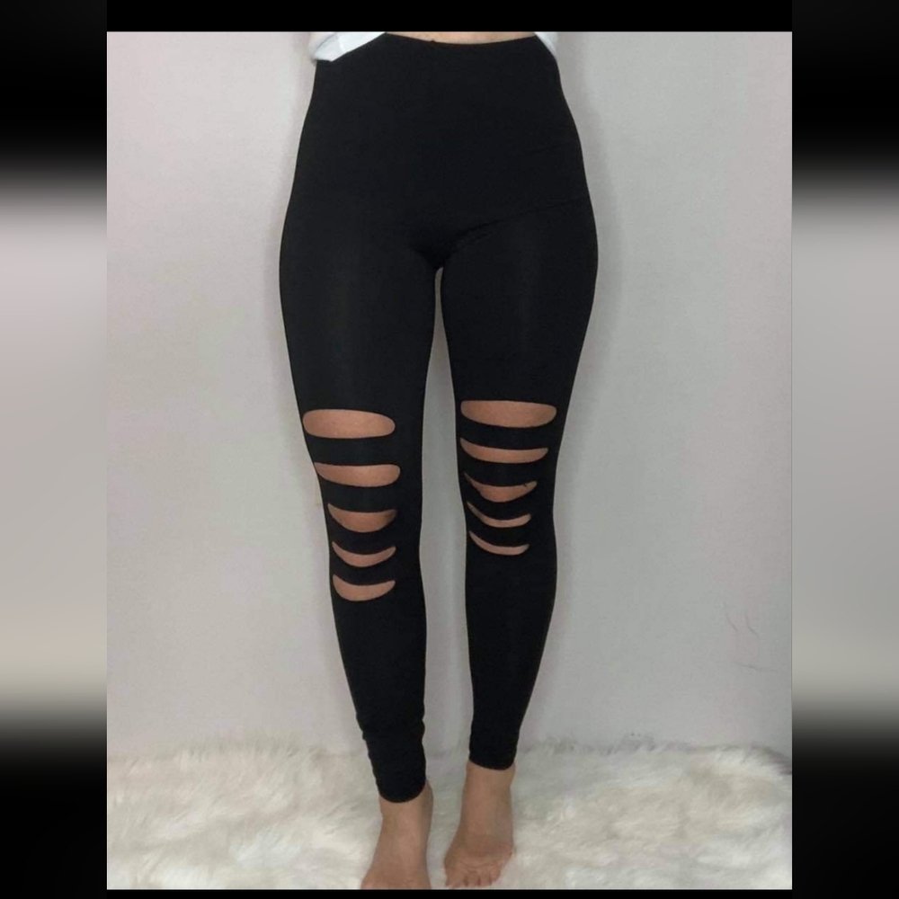 NWOT B1921 Large High Waist Leggings with cut out on knees